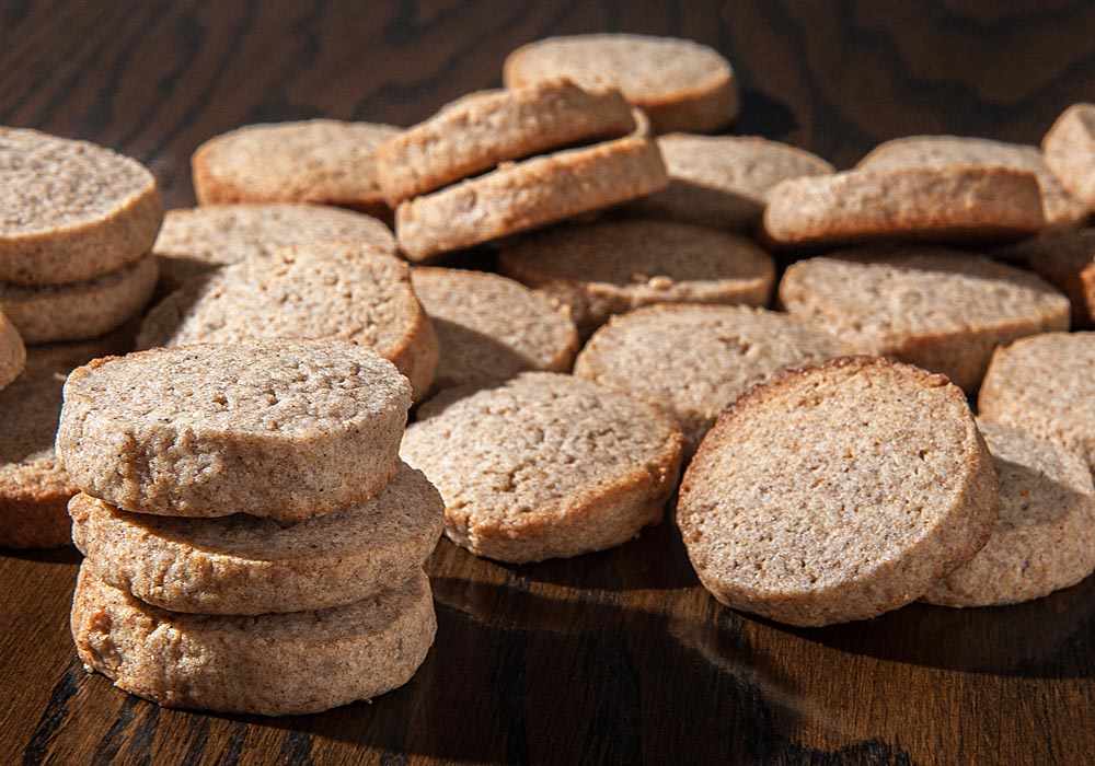 elsa’s rye cookies