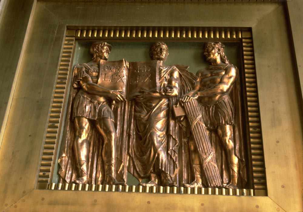 montreal courthouse relief