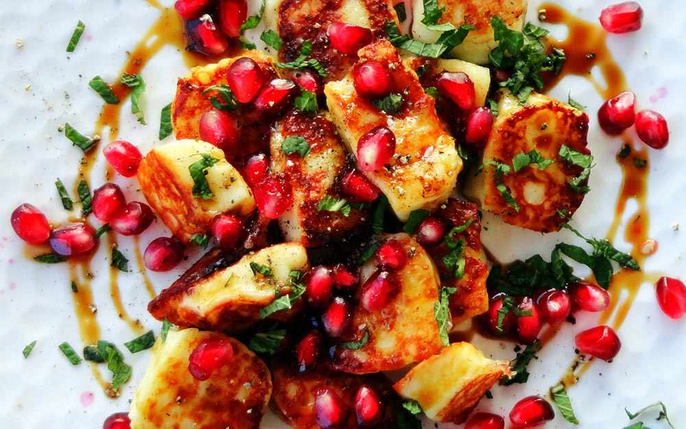 food photo: grilled Halloumi cheese - fromage haloumi grillé