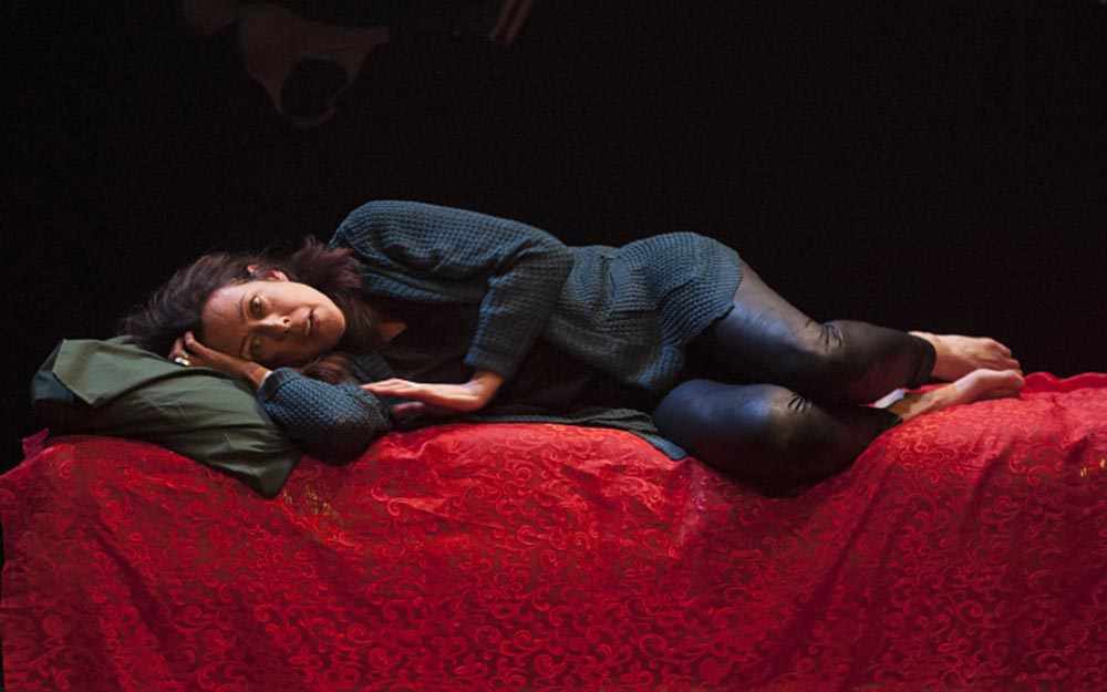 photo: Leni Parker in Mankind, by Yvan Bienvenu