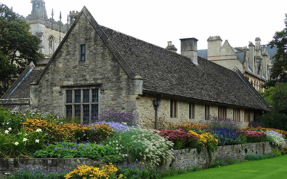 Oxford house WestmountMag.ca