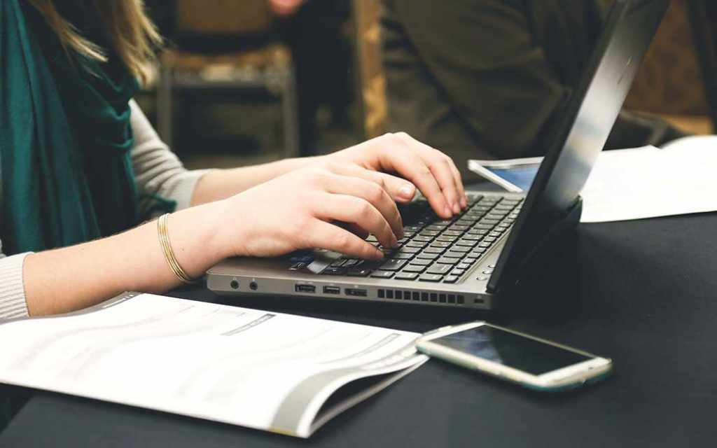 blogging - WestmountMag.ca