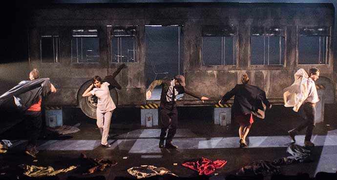 Lignedebus au Théâtre des Écuries