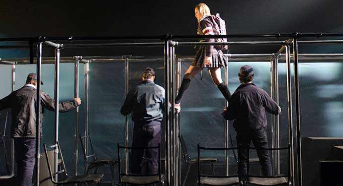 Lignedebus au Théâtre des Écuries