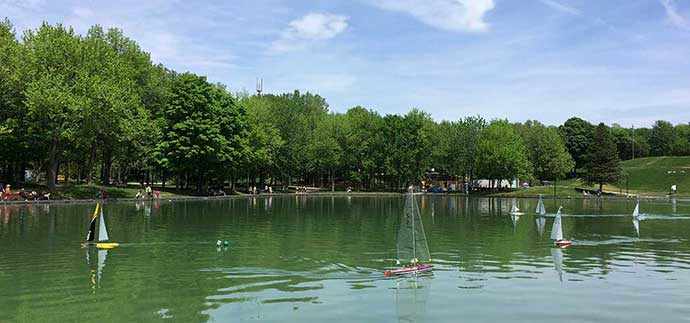remote controlled sail boats Beaver Lake WestmountMag.ca