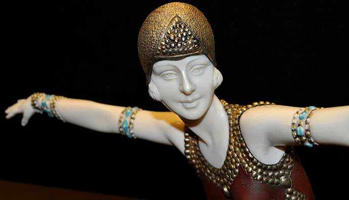 Daisy Exclusive – Shimmers, by Demetre Chiparus – WestmountMag.ca