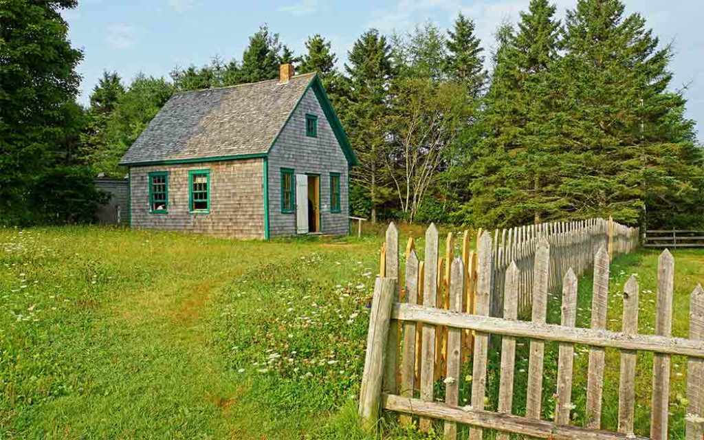 country cabin - WestmountMag.ca