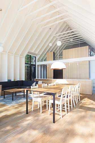 Fenêtre sur le Lac – YH2 – WestmountMag.ca