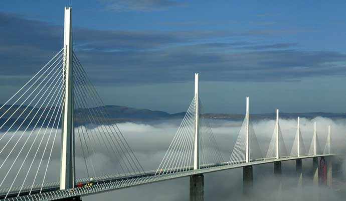 UQAM - viaduct Millau – WestmountMag.ca