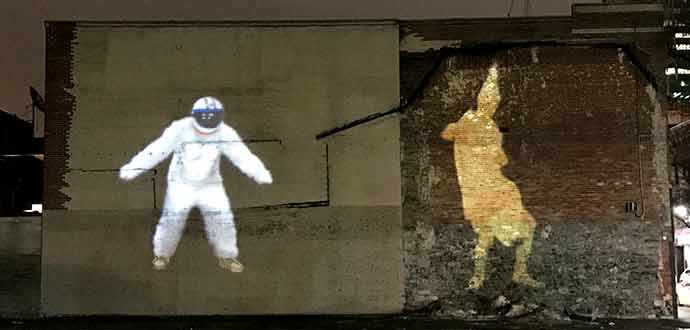 Quartier des spectacles – Space Monkey – WestmountMag.ca