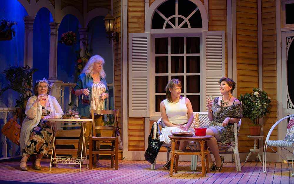 Savannah Sipping Society - WestmountMag.ca