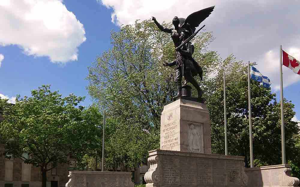 Cenotaph, Westmount QC - photo: Andrew Burlone – WestmountMag.ca