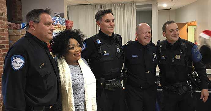 Chez Doris Xmas meal volunteers- WestmountMag.ca