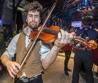 Les Amis de la montagne - Les Tuques bleues – WestmountMag.ca