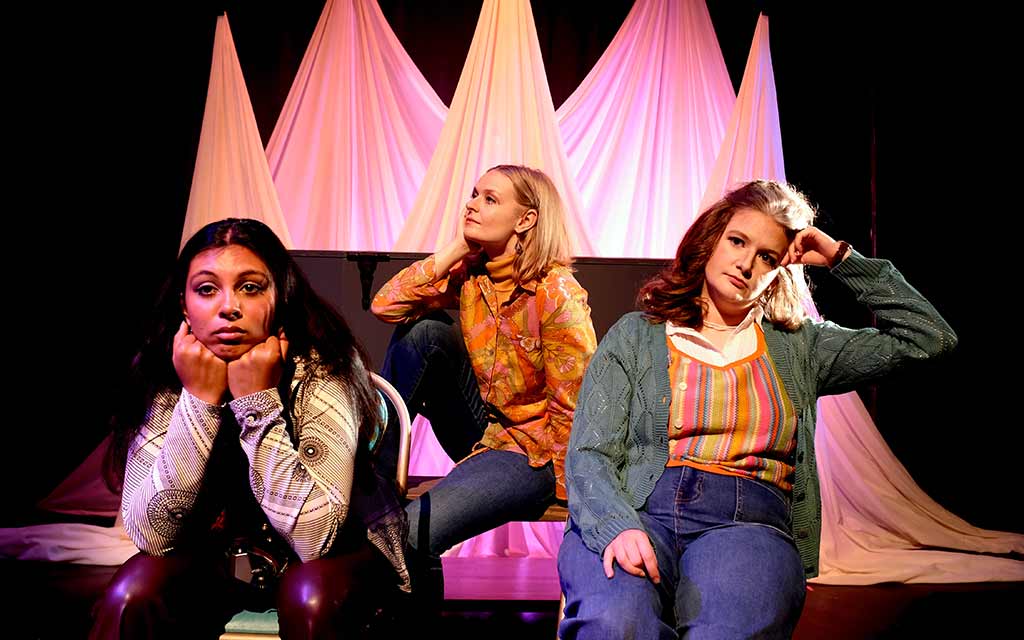 Caravan play