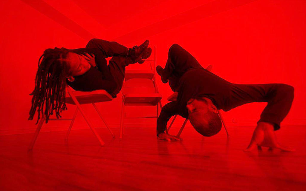 Danse
Catch Step

À La Chapelle Scènes Contemporaines
22-23-25 avril 19h30 + 26 avril 15h