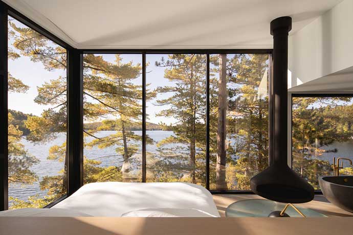 Chalet sur la pointe, Lanaudière, Canada, Paul Bernier Architecte - photo : Raphaël Thibodeau