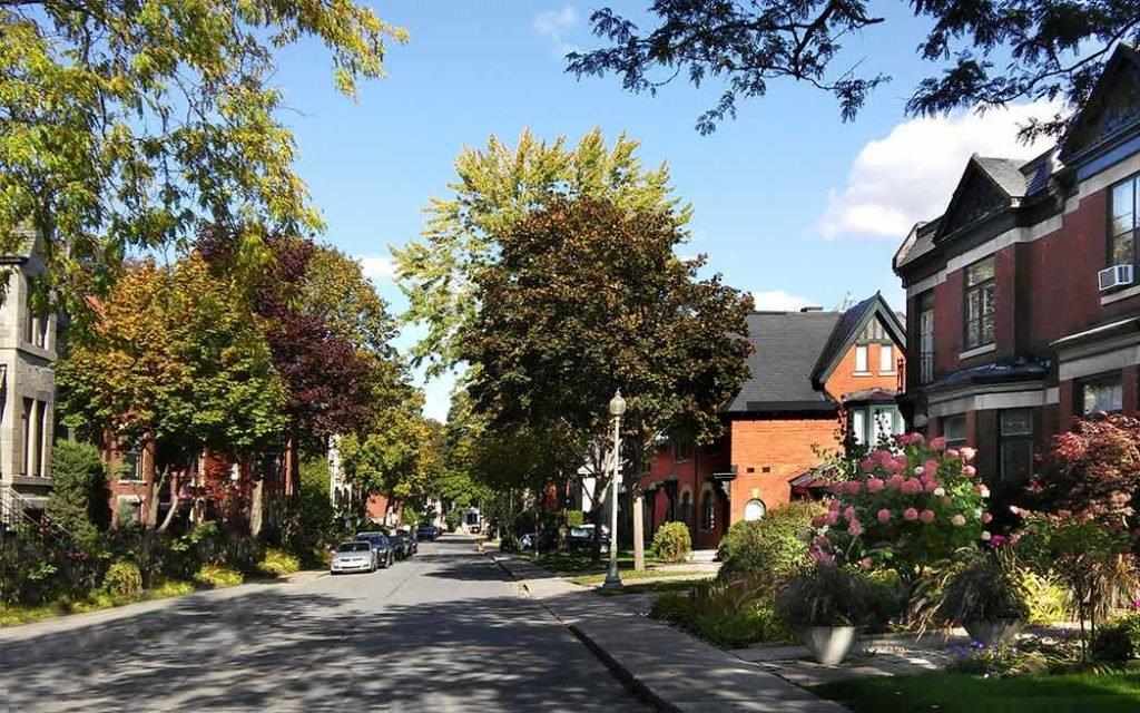 Chesterfield Avenue - photo: Andrew Burlone - WestmountMag.ca