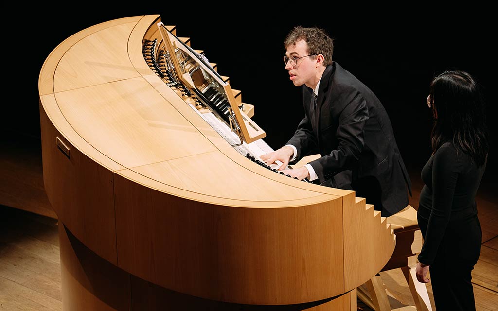 Le Grand Festival d'orgue est de retour cet automne ! 

Des artistes électrisants afflueront à Montréal pour jouer de la musique d'orgue comme vous ne l'avez jamais entendue auparavant