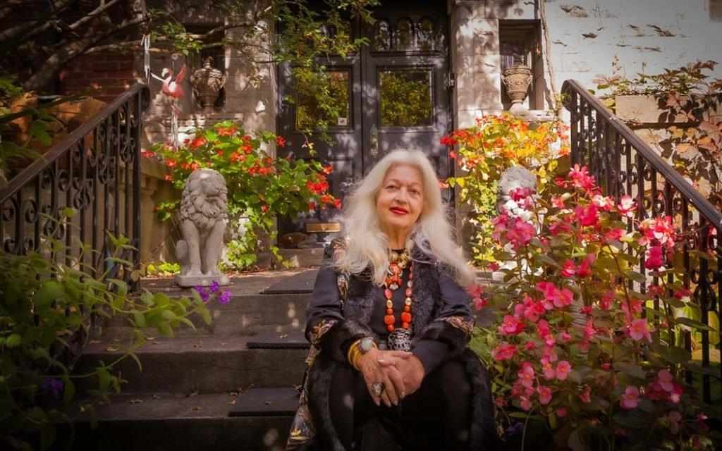 Dana Szeflan Bell - photo: James St Laurent - WestmountMag.ca