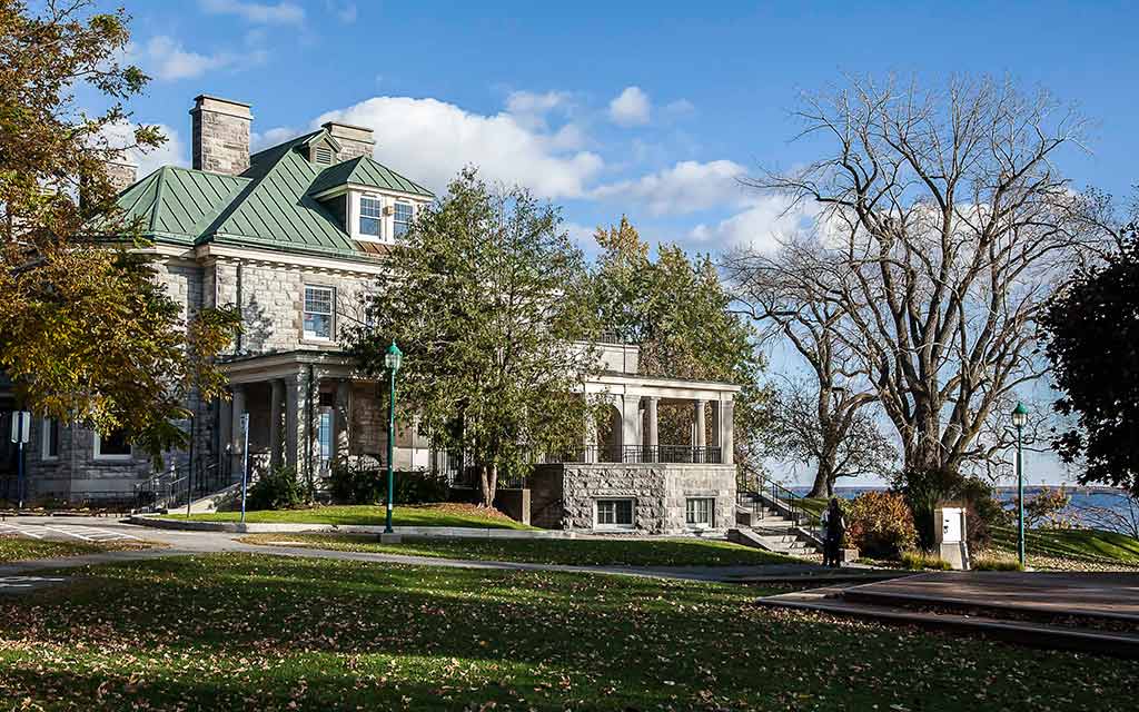 Centre culturel Stewart Hall de Pointe-Claire