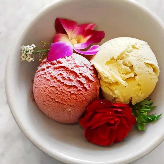 strawberry ice cream