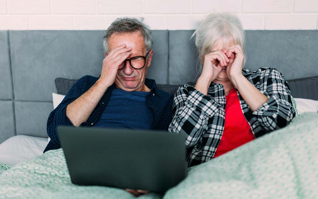 frustrated elder computer users