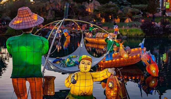 Gardens of Light and the mythical fish He Luo Yu - Photo: James St Laurent – WestmountMag.ca