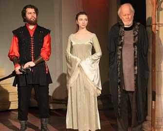 Hamlet Snowglobe Theatre - WestmountMag.ca