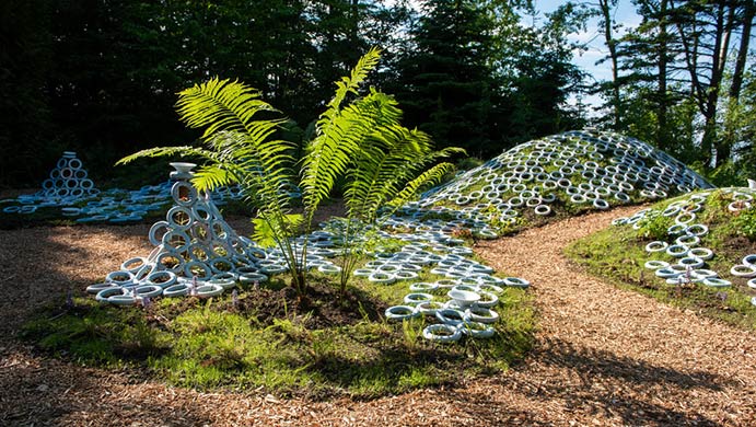 LICHEN de Marie-Pier Gauthier-Manes, Chloé Isaac, Victor Roussel, Montréal (Québec) Canada / Paris, France Crédit photo : Martin Bond