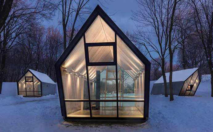 Glass kiosk at Beaver Lake, Mount-Royal Park