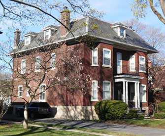 342 Kitchener - WestmountMag.ca