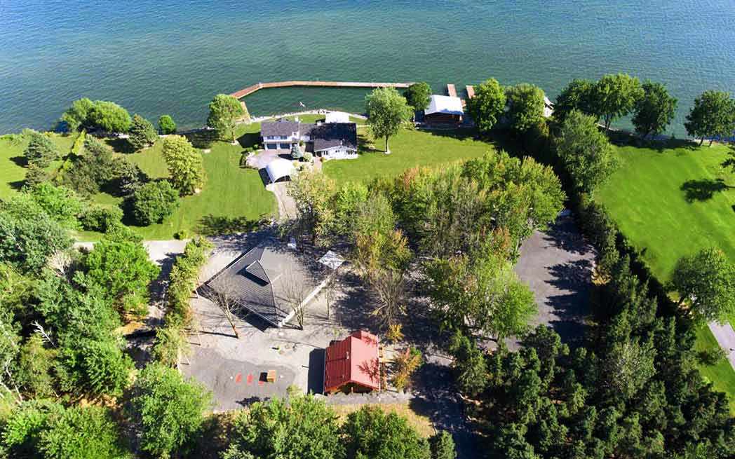 Lake's Flower Estate – WestmountMag.ca