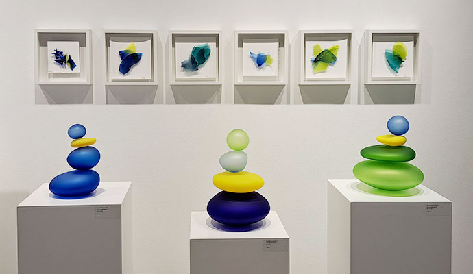 Chromatique, Le goût des couleurs, de l’artiste Maryse Chartrand, à la galerie Arts Sutton jusqu’au 7 juillet 2024 - photo: Andrew Burlone - WestmountMag.ca