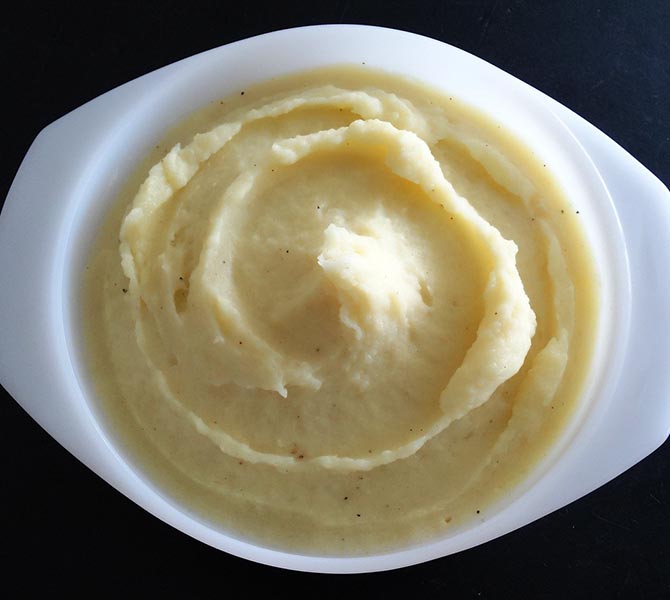 Skordalia - Traditional Garlic Dip