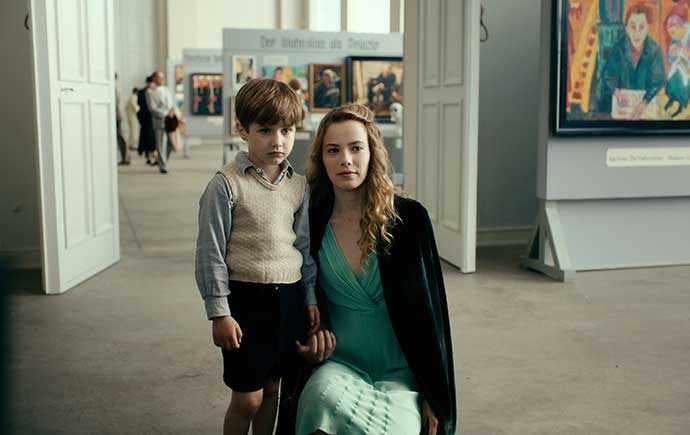 Never Look Away - Westmountmag.ca