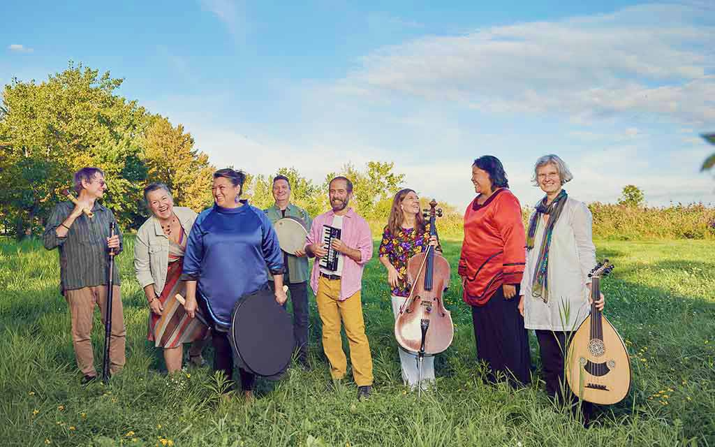 L’ensemble Oktoecho s’apprête à vivre une aventure exceptionnelle au Nunavik, avec deux résidences musicales immersives en plein cœur des communautés inuit, baptisé Sivumut-Nunavik