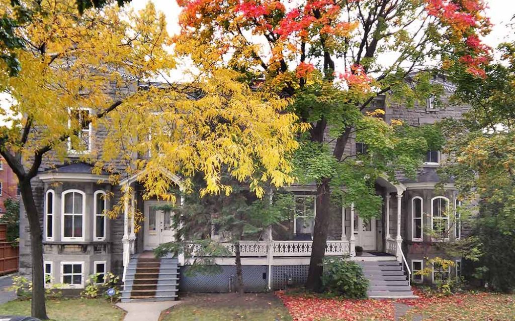 358-364 Olivier - Image: © Andrew Burlone