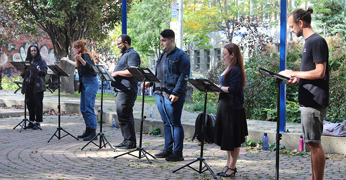 Park’n Play reading