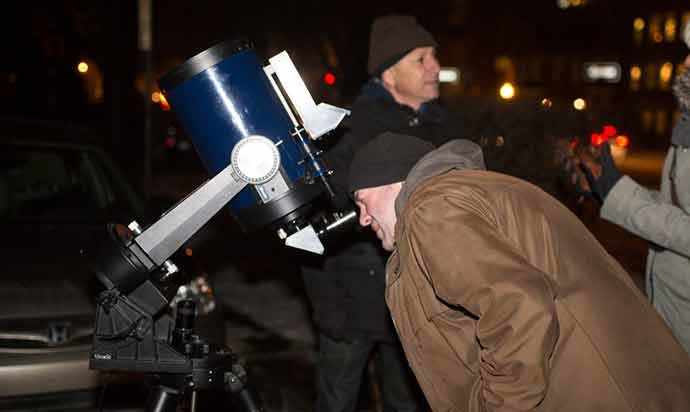royal astronomers Earth Hour - WestmountMag.ca
