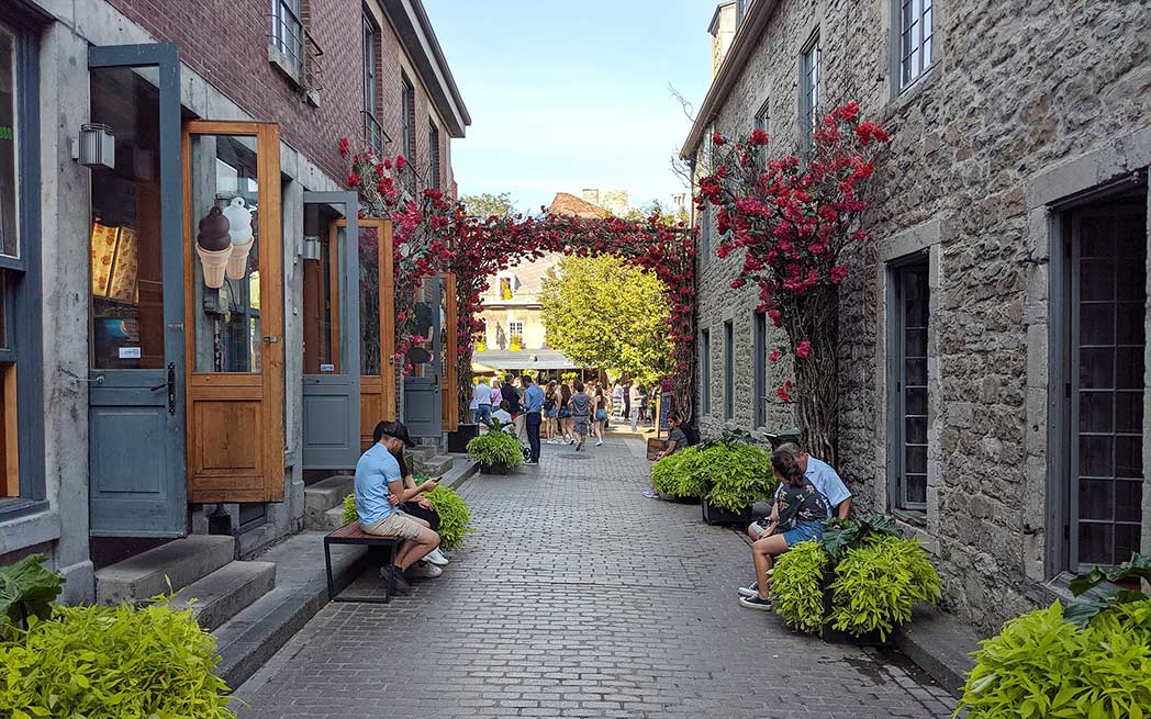 rue St-Amable Old Montreal