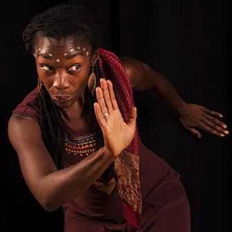 Shayna Jones – photo: Carlo Alcos