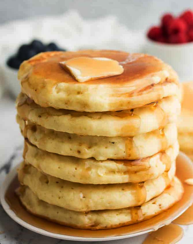 Simple Vegan Pancakes 