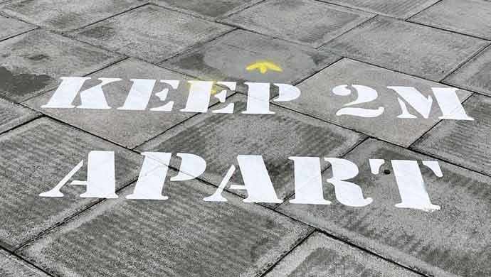 Keep 2 m apart - WestmountMag.ca