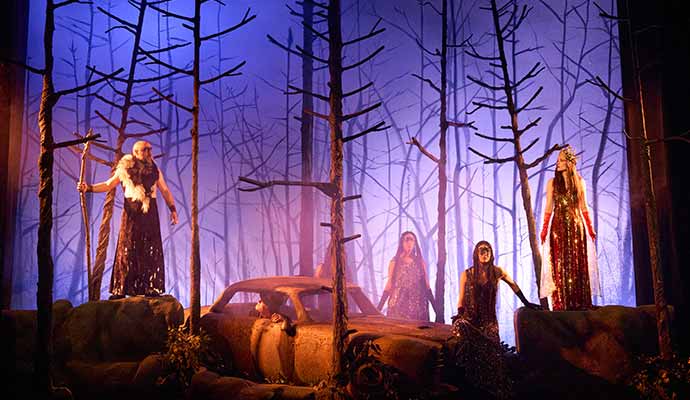 Un songe d’une nuit d’été québécois et jubilatoire : Une réussite qui ravirait sûrement Shakespeare lui-même., par Sophie Jama