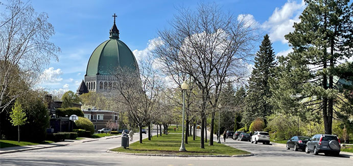 Surrey Gardens Westmount