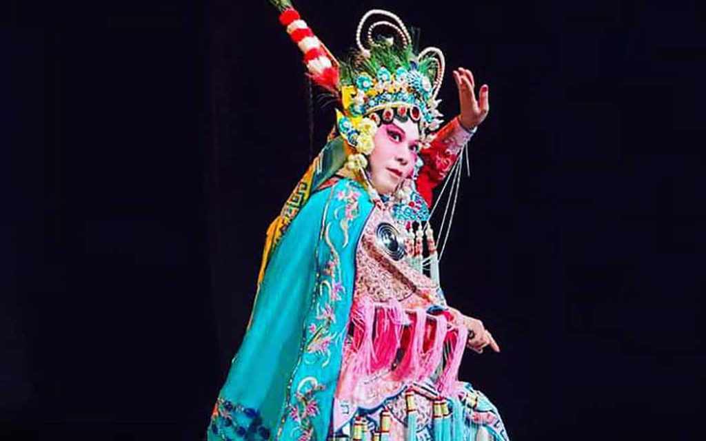 Undivided Colours - WestmountMag.ca